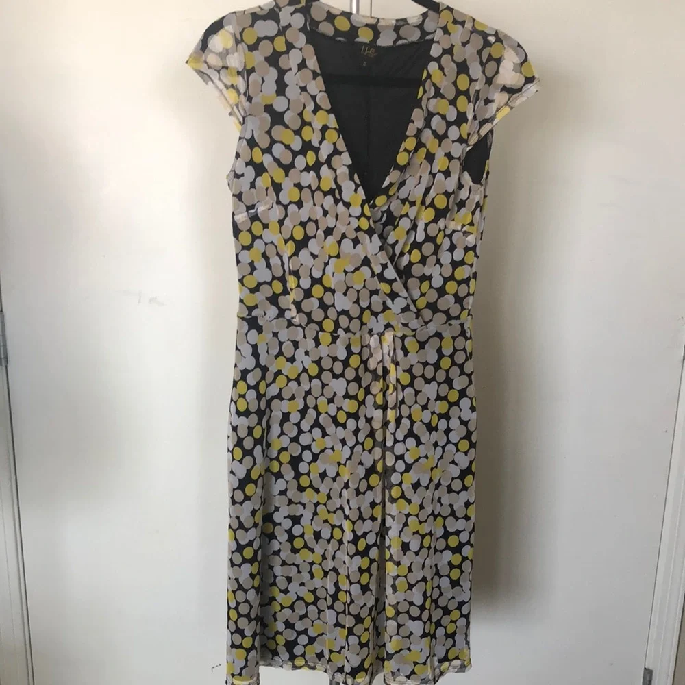 Cream Midi Sundress with Flutter Sleeves and V-Neck - Picture 3 of 3